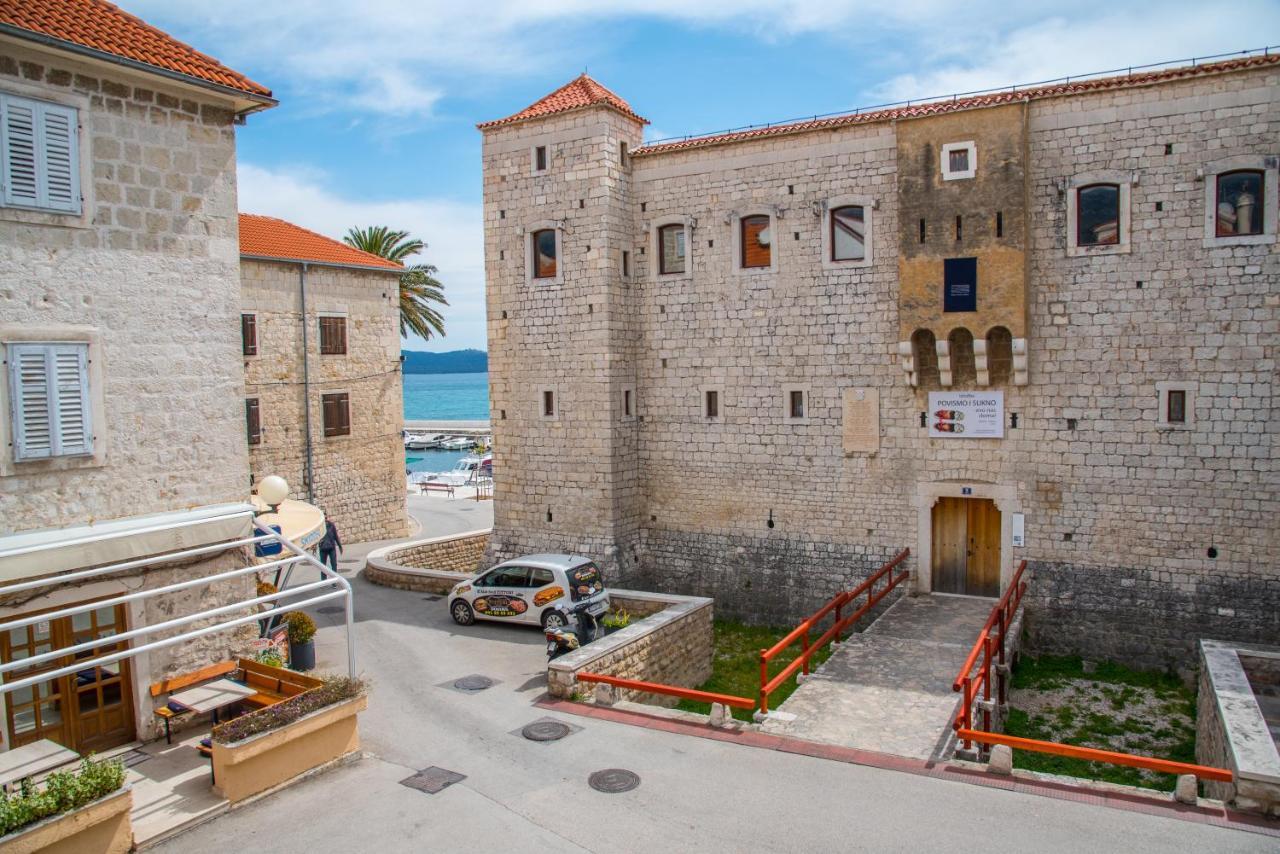 Heritage Villa Vitturi Sea View Kastela Luaran gambar