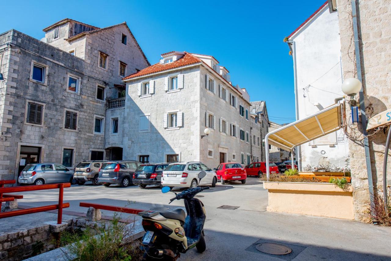 Heritage Villa Vitturi Sea View Kastela Luaran gambar